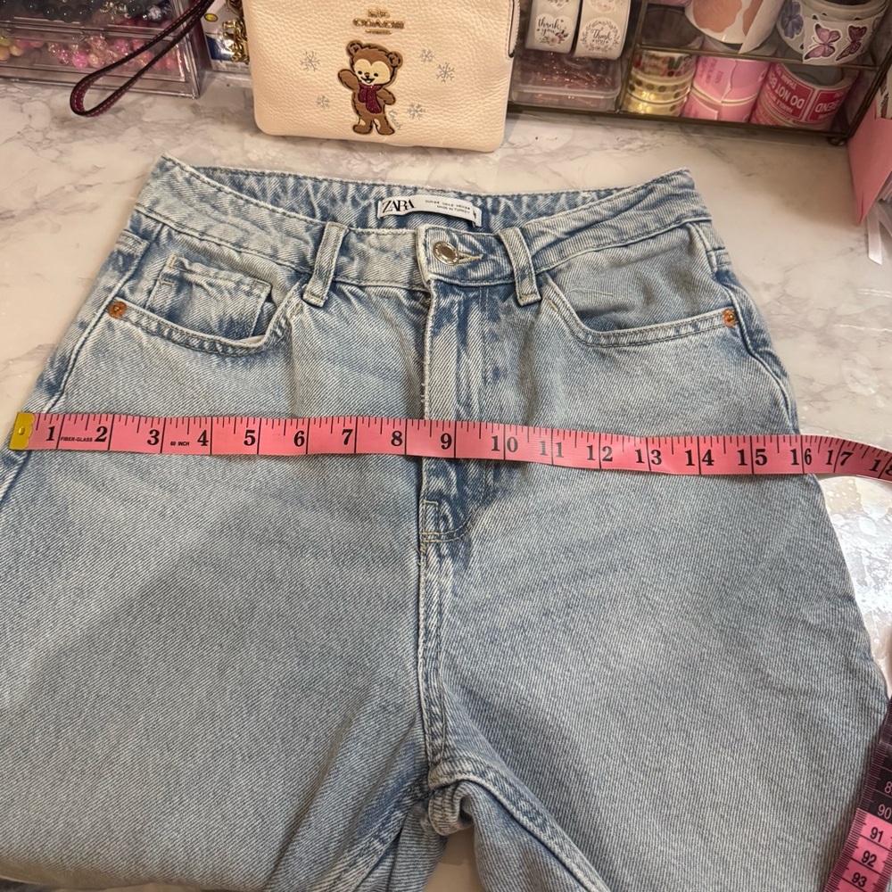 ZARA Women’s High Rise Straight Leg Jeans Light Wash Frayed Hem US 2 PreOwned - Picture 10 of 10